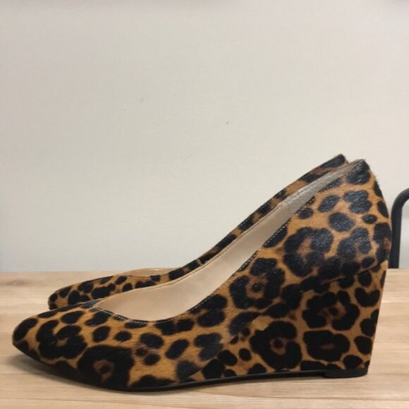 1.State Maeve Wedge Pump - Picture 2 of 5